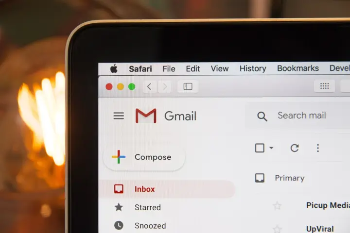 Google-Gmail-laptop-Stephen-Phillips